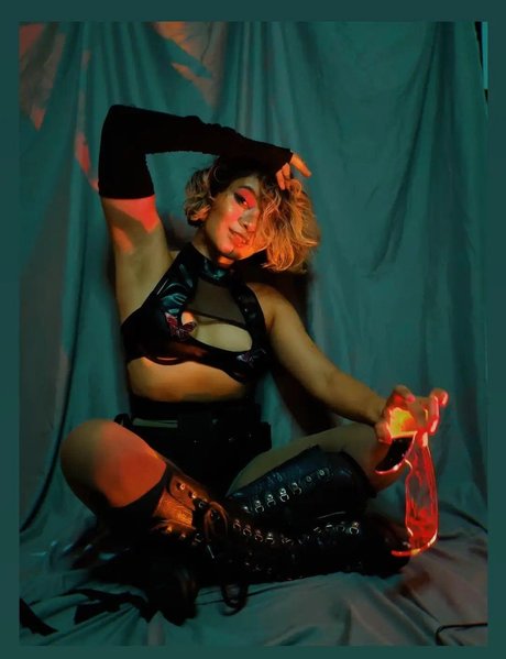 Nyaaati sexy galerie