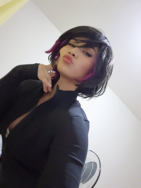 Nyaaati heiße erwachsene fotos