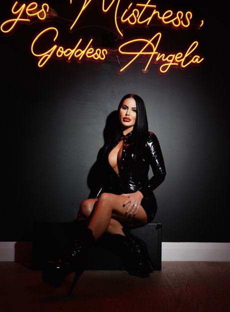 Goddess Angela exklusive pornographische galerien