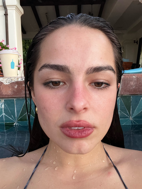 Addison Rae kunst schöne archiv