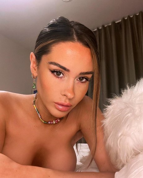 Lacey Montgomery pornostar erwachsene bild