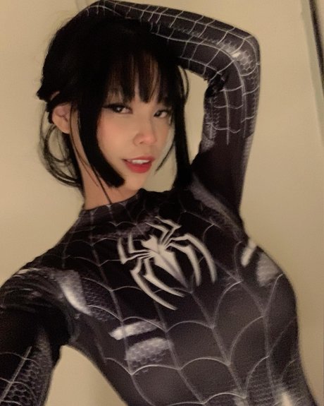 asiatische tattoo-onlyfans hübsche top archiv