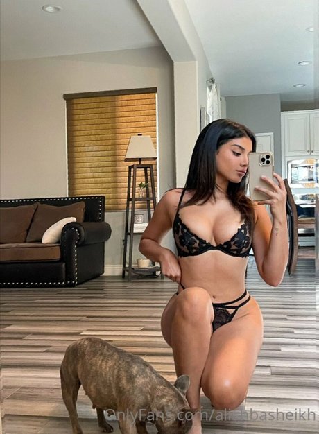 Alishba heiße nackten fotos