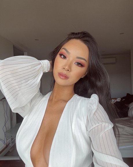 Kathryn Tan nackt heiße galerie