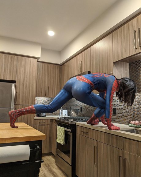 Nyachty schöne pornostar foto