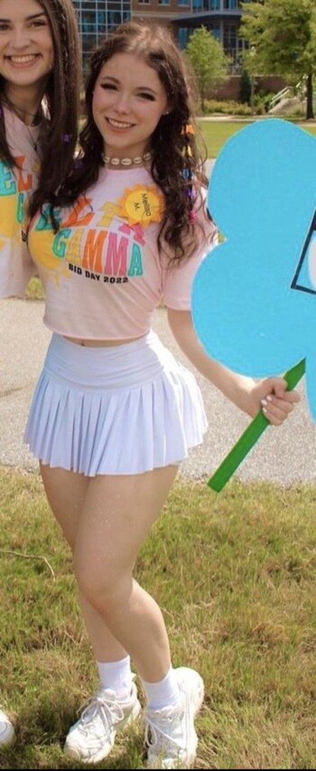 Melissa Mercer erotische akt bilder