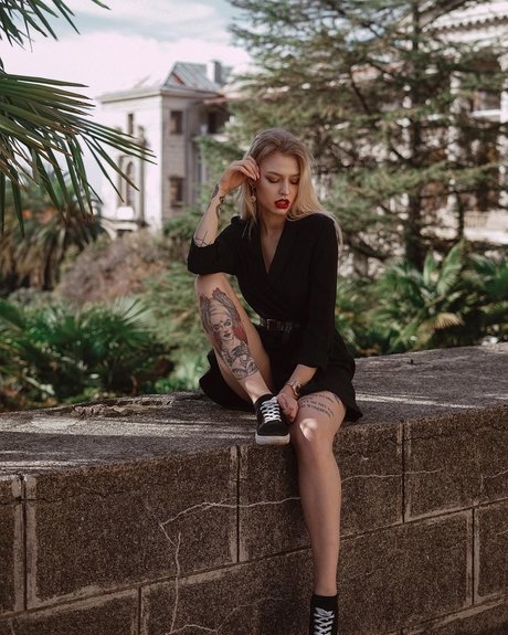 Dasha Chekanova kunst schöne galerie