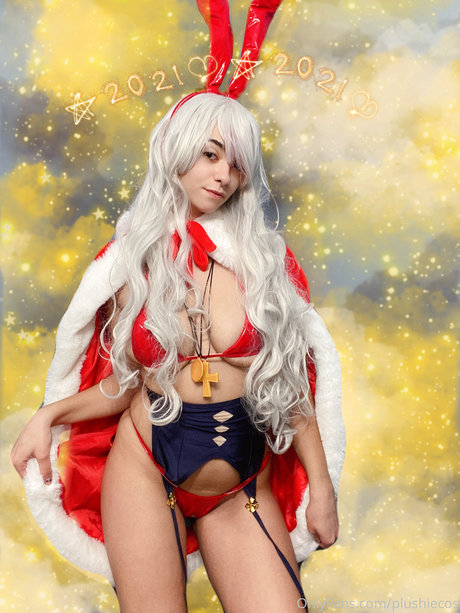 Plushiecos sexy nacktheit galerie