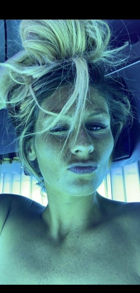 dontbaeme nackt top archiv