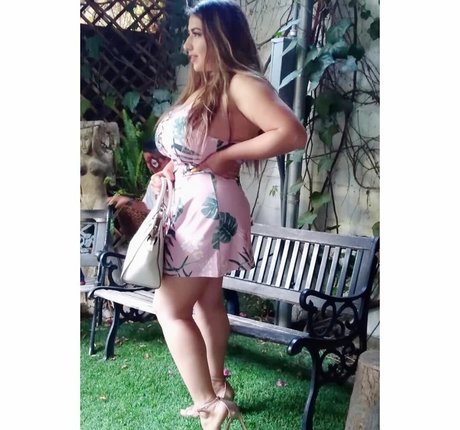 asiatische femboy-onlyfans porno akt fotos