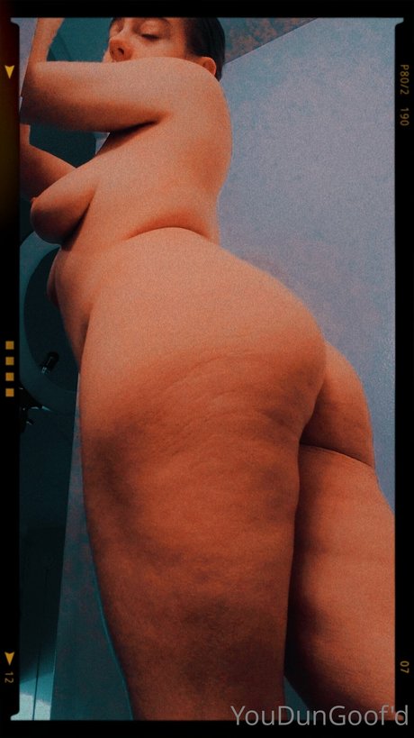 sperma-selfie onlyfans heiße erwachsene foto