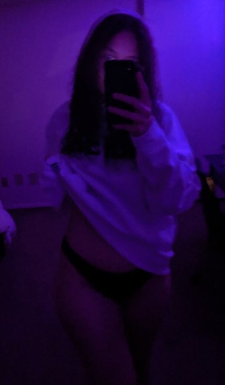 schwarz-weiß-onlyfans top akt bild