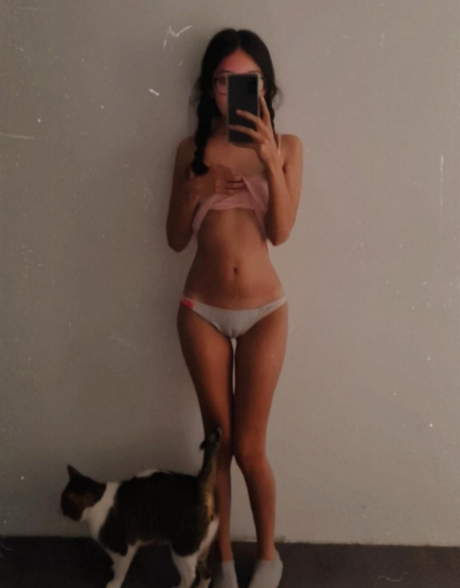 heiße milf-onlyfans heiße kunst galerien