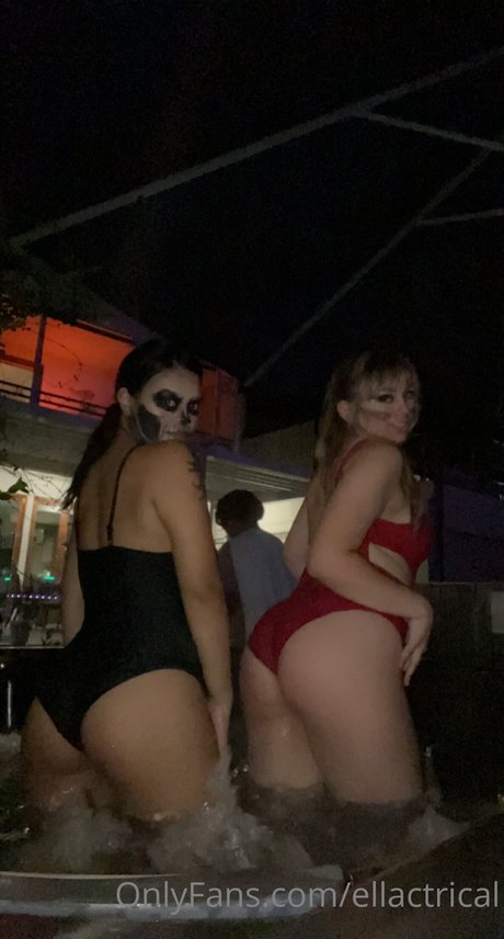 Ellactrical sexy akt archiv