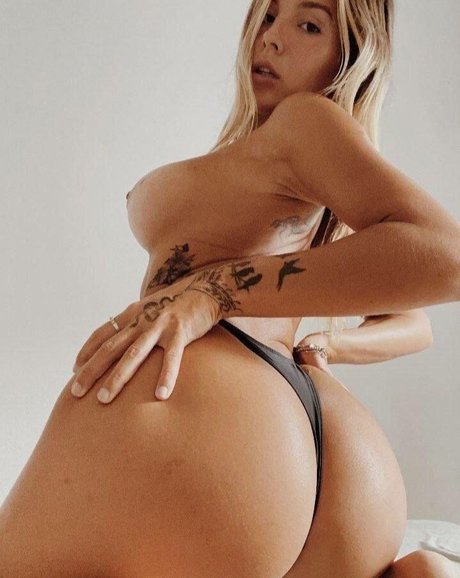 Meli Sarramone erwachsene kostenlose bilder