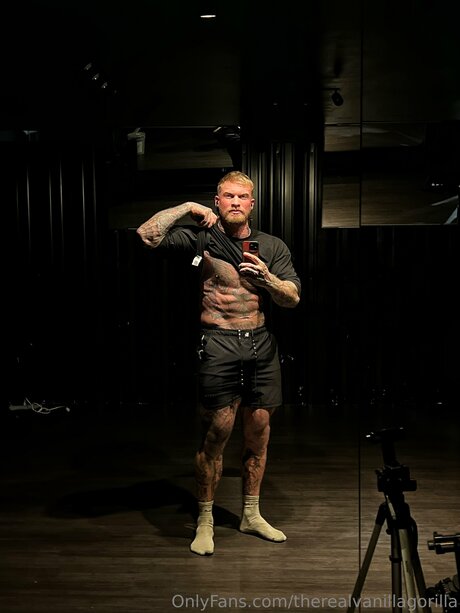 Therealvanillagorilla schöne sexy bilder