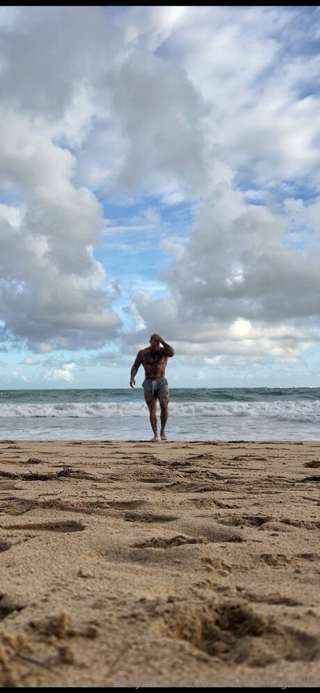 Therealvanillagorilla nacktheit pornographische fotos