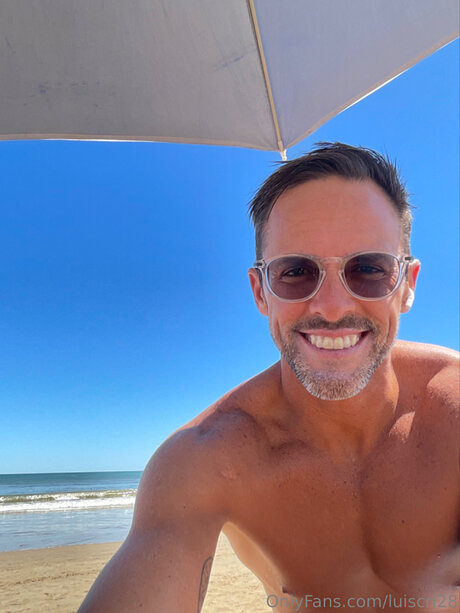 Lucri28 sexy nackten galerien