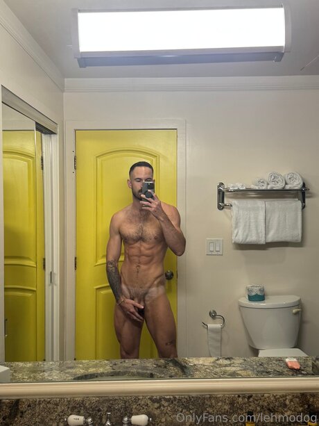 Lehmodog model schöne fotos