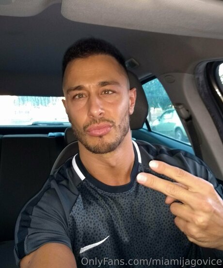 Miamijagovice nacktheit pornostar galerien