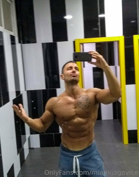 Miamijagovice exklusive nackte fotos