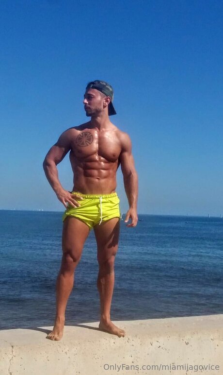 Miamijagovice porno kunst foto