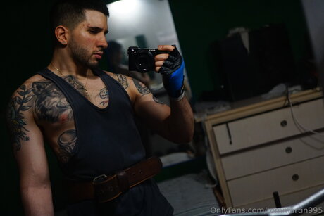 Tommartin995 nackt galerie