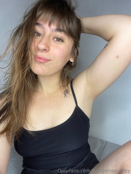 Bridgetteaubrey top erwachsene bild