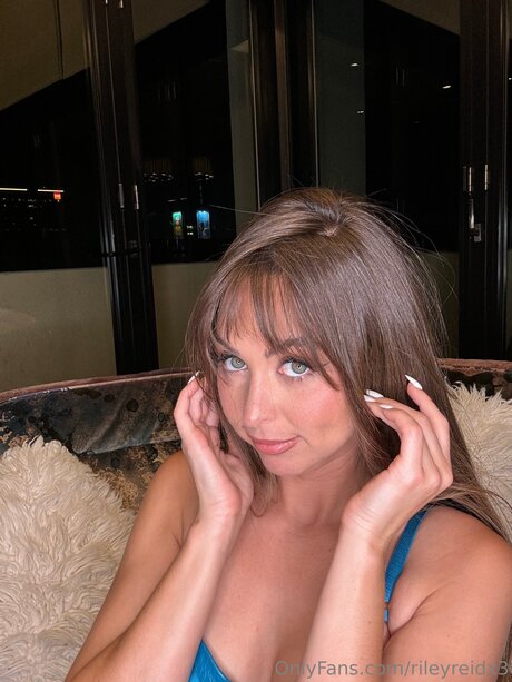 Rileyreid nackt pornografische bild