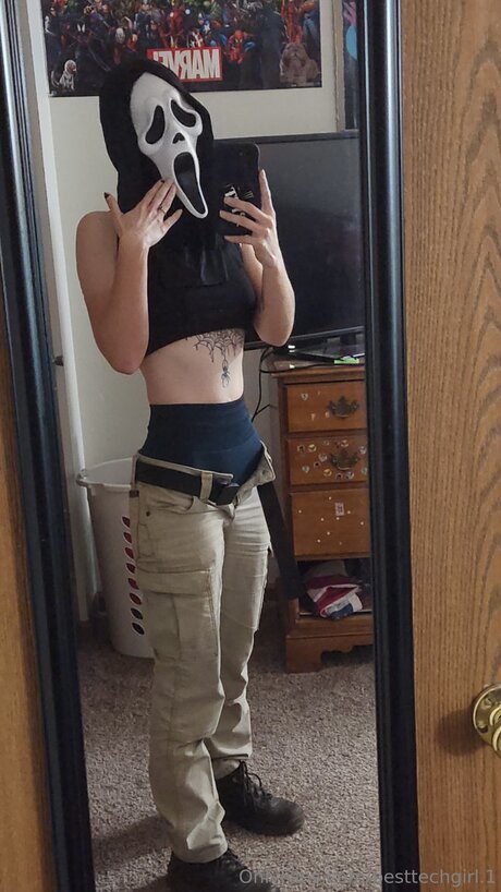 Pesttechgirl 1 exklusive erwachsene bild