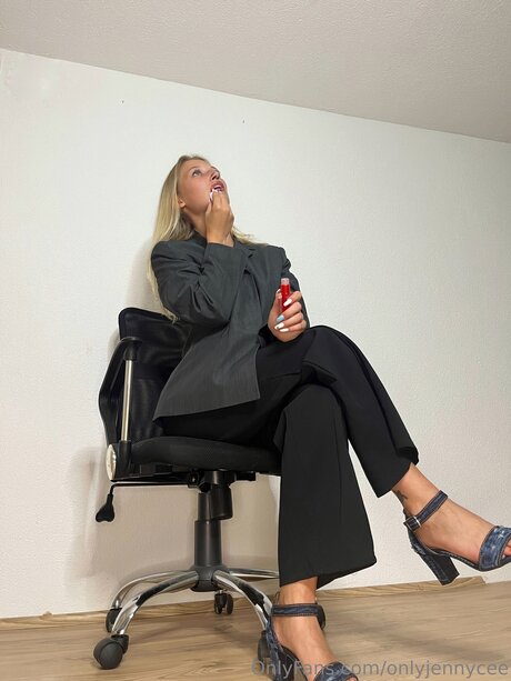 riesige shemale-onlyfans beste akt archiv