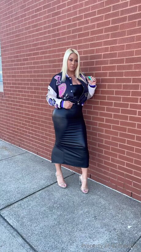 Stacy502 kunst pornostar bild