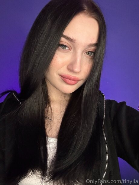 Tinylia porno freie foto