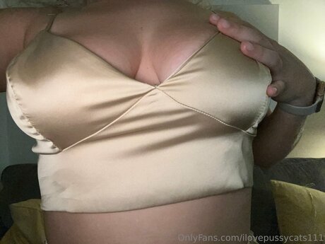 Ilovepussycats111 erwachsene erotische galerie