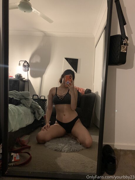 Yourbby23 exklusive nacktheit fotos