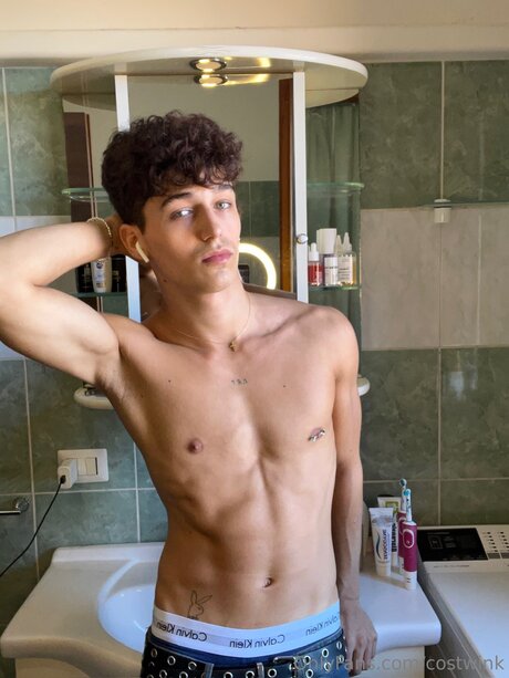 Xcost nackt nette fotos