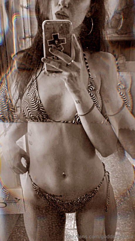 Goddesszaina nacktheit erotische galerie