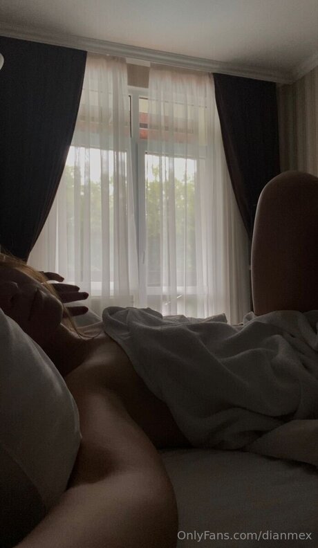 Dianmex nacktheit beste fotos