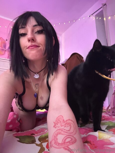 Yuraghi xxx perfekte galerie