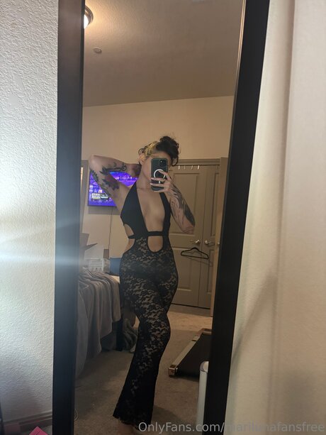 Marilunafansfree model pornografische archiv