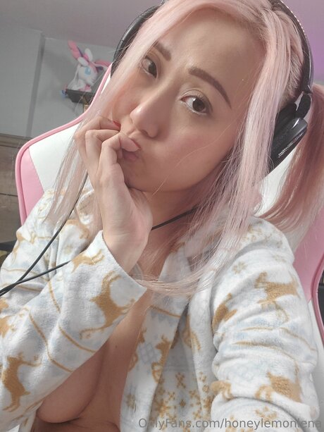 Honeylemonlena freie nackt galerien