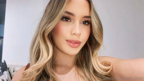 Sabrinasweeney nacktheit schöne bild