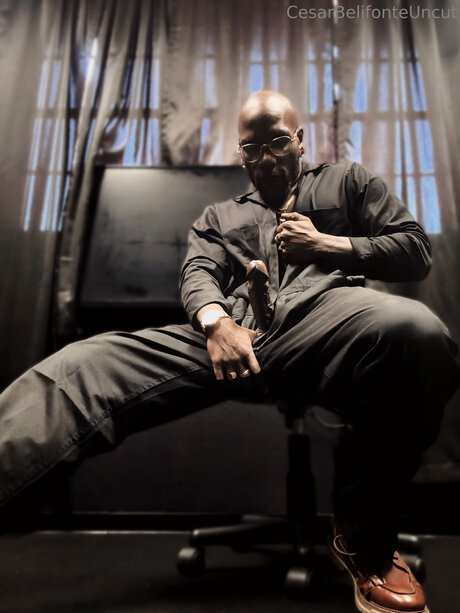 Cesarbelifonteuncut erotische nackt galerien