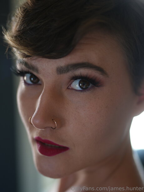 James Hunter nacktheit xxx galerie