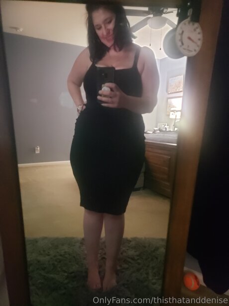 Thisthatanddenise schauspielerin erwachsene bild