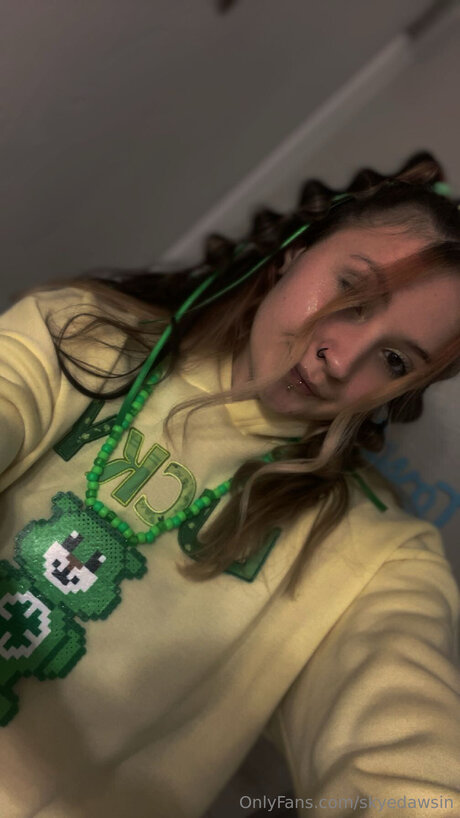 Skyedawsin sexy pornostar foto