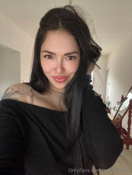 Onlylarasky pornostar nackten galerien