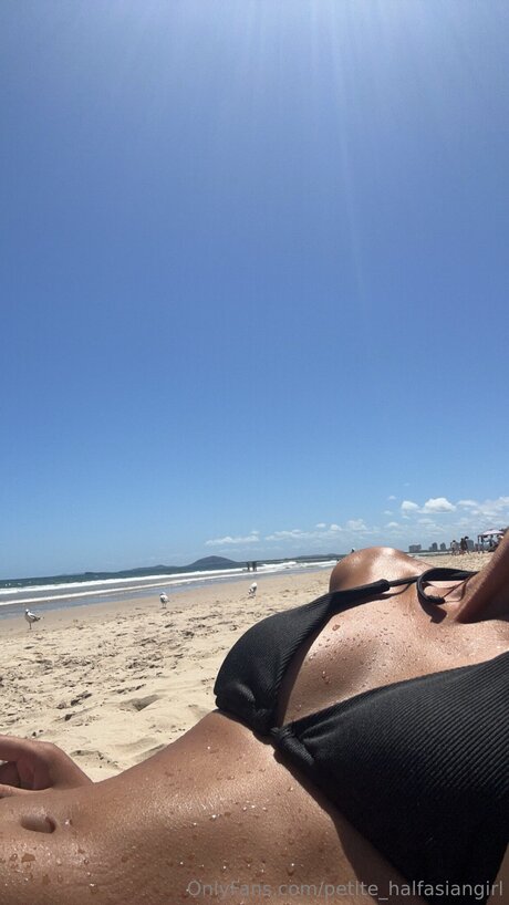 Petite Halfasiangirl pornostar freie galerie