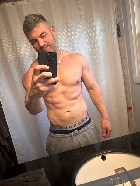 Herethisthat sex pornostar bild