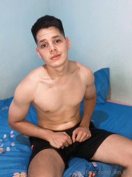 I Am Kai erotische kunst archiv